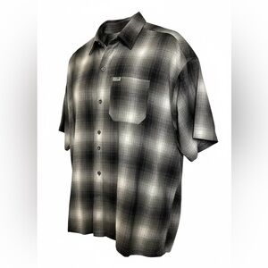 CalTop Men's Black and Gray Plaid Shirt

High Quality Fabric Made in the USA
